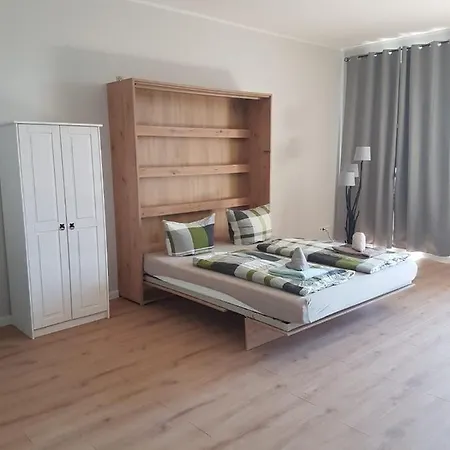 Daire Grosses, Neu Eingerichtetes Mit Weitblick In Neu Gaarz